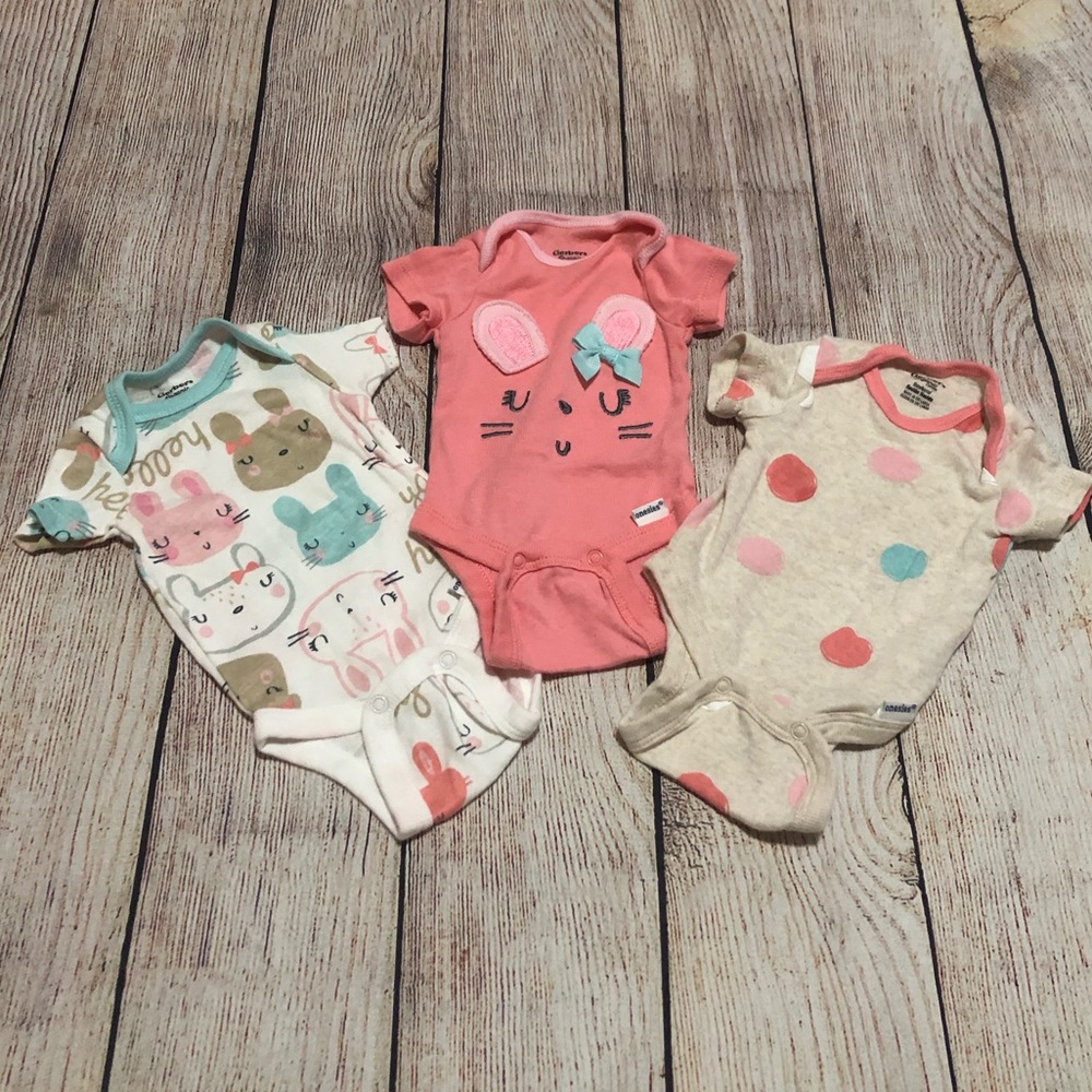 Gerber Organic onesies